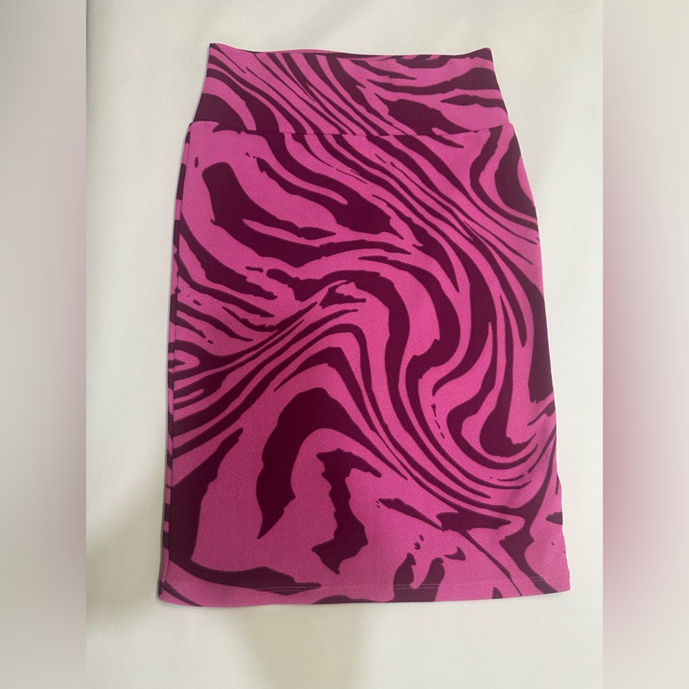 LulaRoe xs stretch pull on high waist pencil skirt pink and fuschia swirl skirt